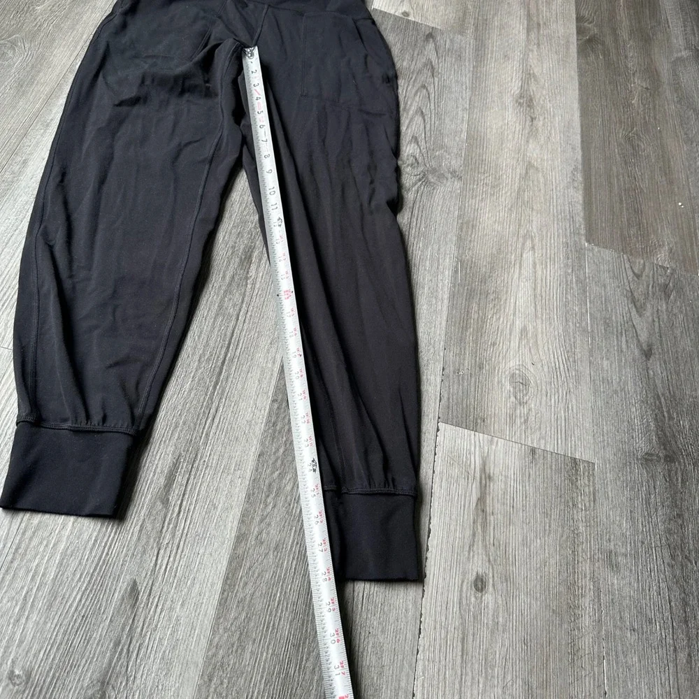 Lululemon Black High Rise‎ Jogger Sweatpants Women's Size 6
